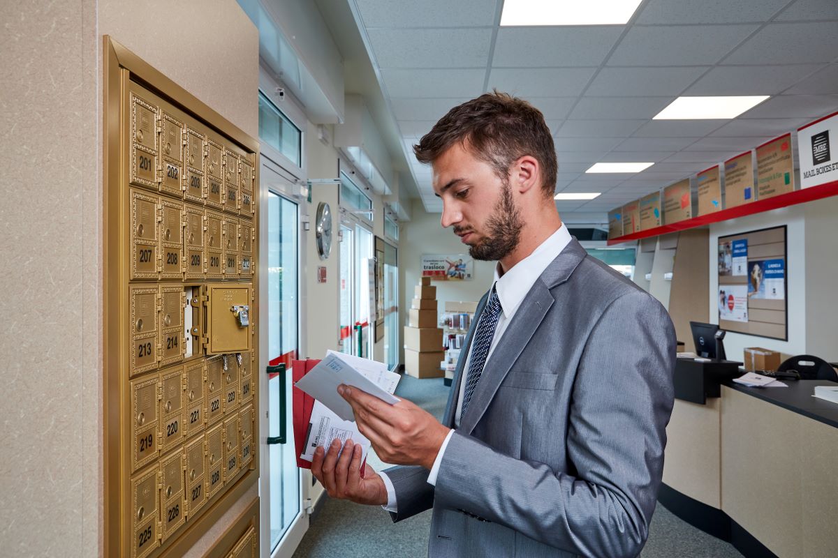 wall gallery of MBE Mailboxes