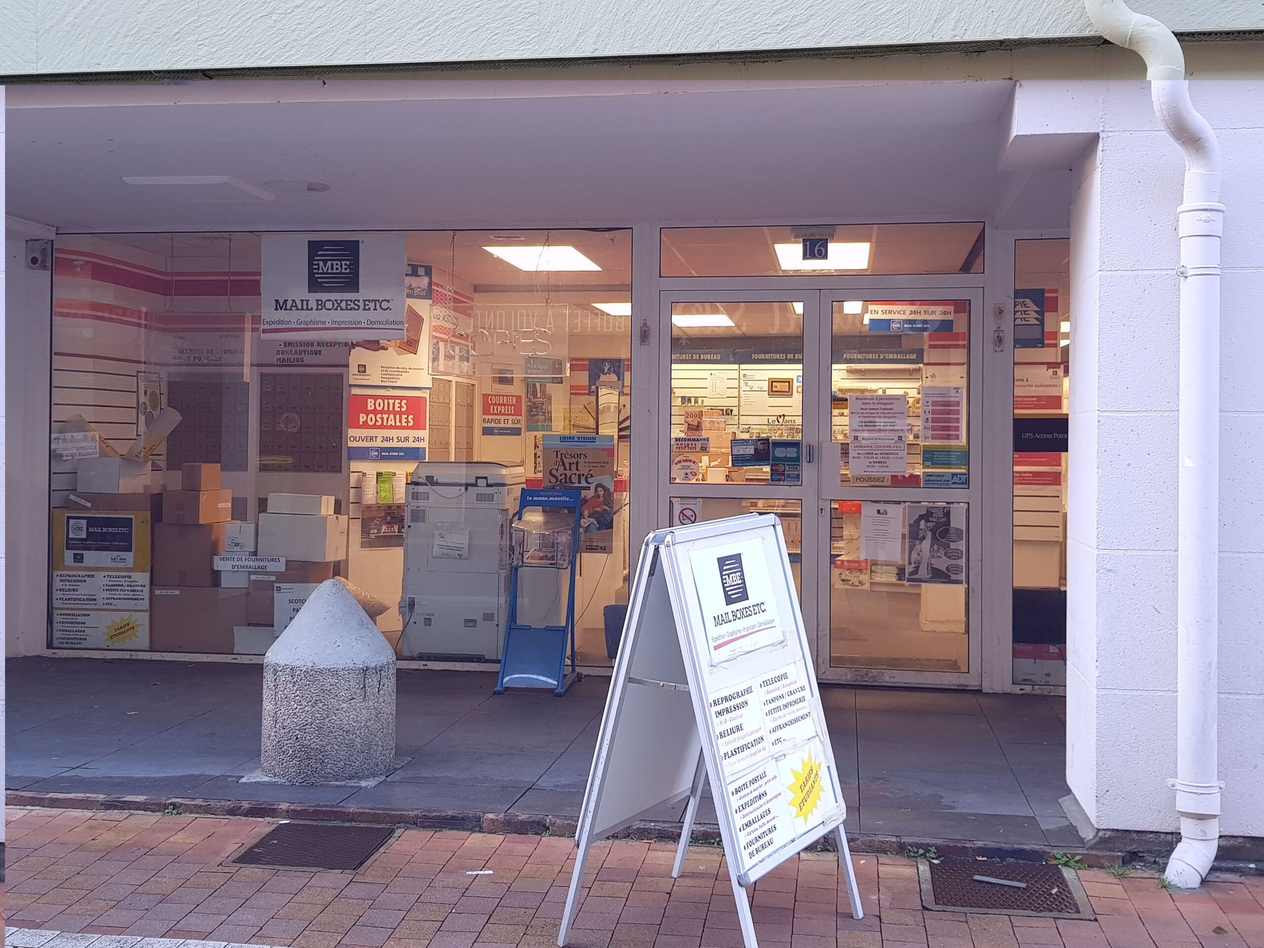 Centre Mail Boxes Etc. - Le Mans