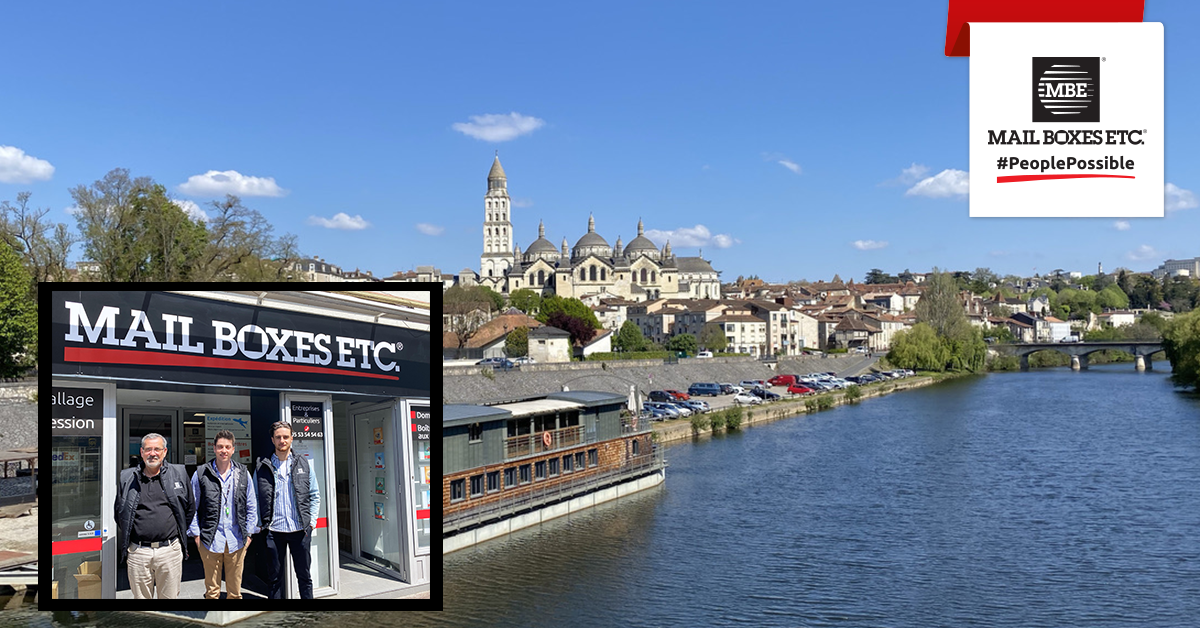 Périgueux dispose désormais d’un Centre Mail Boxes Etc., un projet lancé par un père et son fils